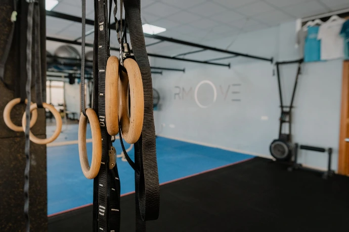 Zona de entrenamiento con anillas en Rmove